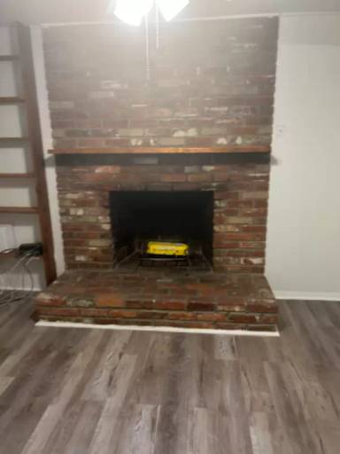Main picture of 5621 Maxine Ct