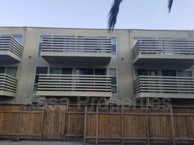 Main picture of 2255 Hearst Ave