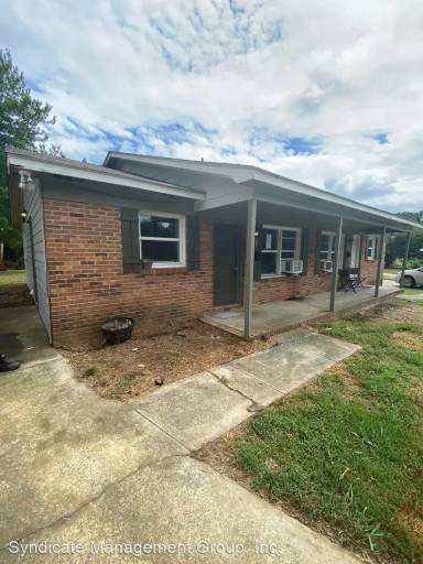 Main picture of 904 Plyler St