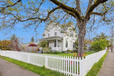 Main picture of 3926 SE 74th Ave