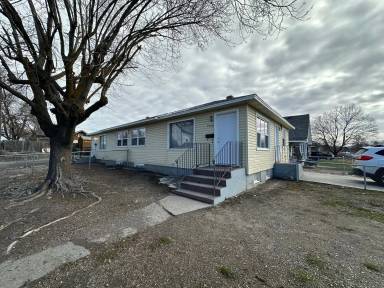 Main picture of 3934 N Nevada St