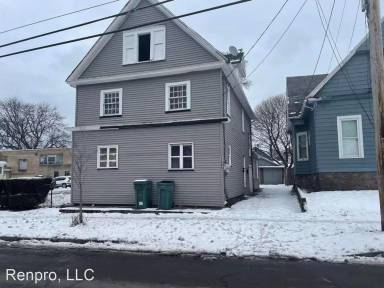 Main picture of 1080 Joseph Ave
