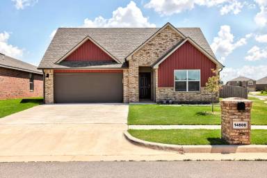 Main picture of 14800 Lost Falls Way