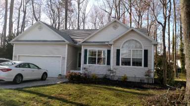 Main picture of 30 Hingham Ln