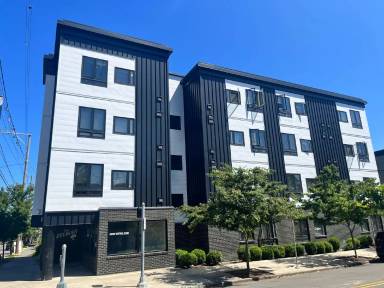 Main picture of 6800 N Interstate Ave