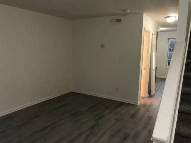 Main picture of 7620-7628 Hunters Ridge Ln