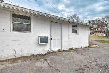 Main picture of 812 Sherwood Dr