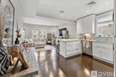 Main picture of 28 Winter St