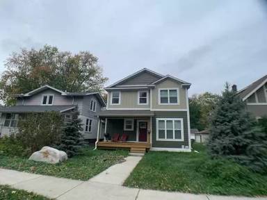 Main picture of 1037 26th Ave SE