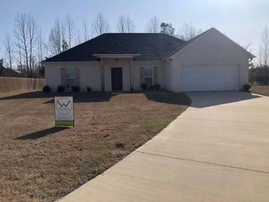 Main picture of 138 Pritchard Cir