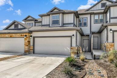 Main picture of 403 Parkline Dr