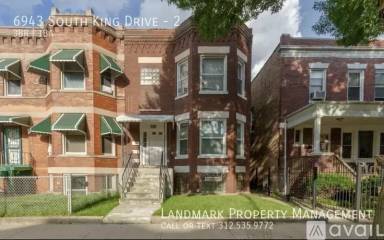Main picture of 6943 S King Dr