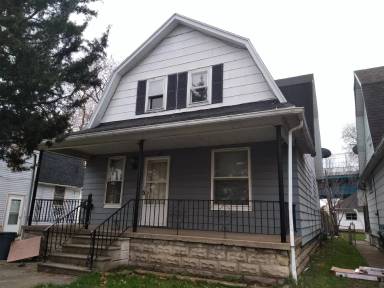 Main picture of 58 Greenwood Ave