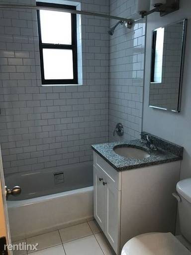 Main picture of 6725 Dartmouth St