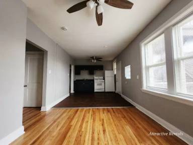 Main picture of 5601 W Wabansia Ave