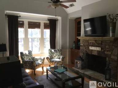 Main picture of 1251 Regency Dr