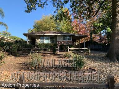 Main picture of 207 Park Dr