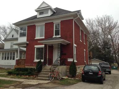 Main picture of 522 College Ave