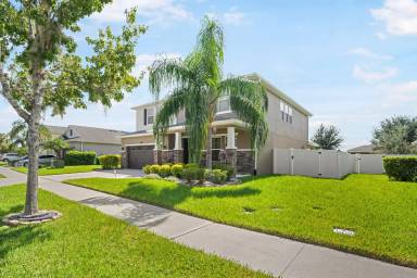 Main picture of 5401 Suncatcher Dr