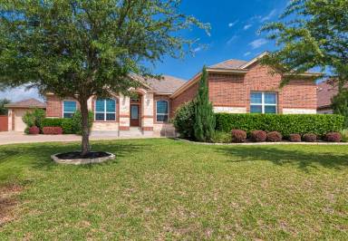 Main picture of 5008 Meadow Oaks Dr