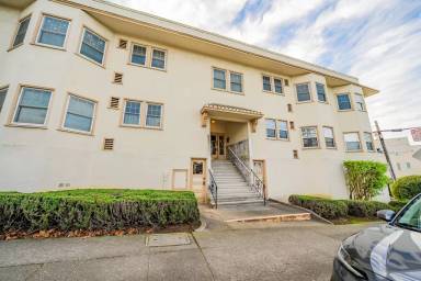 Main picture of 4306 Park Blvd