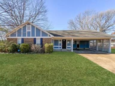 Main picture of 7457 Greenbrook Pkwy