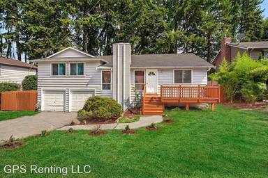 Main picture of 7112 134th Ave NE