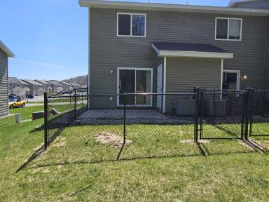 Main picture of Vale Dr