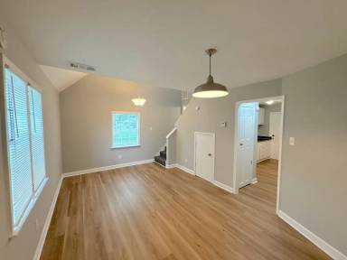 Main picture of 1741 Edward Ave
