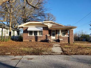 Main picture of 162 McCorry St
