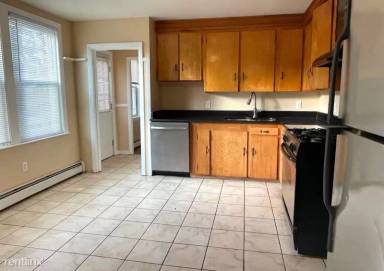 Main picture of 117 Grove St