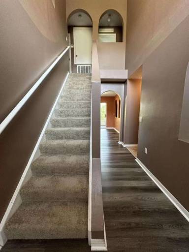 Main picture of 423 Brooklet Cir