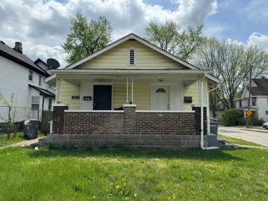 Main picture of 2025 Southeastern Ave