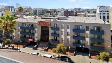 Main picture of 2900 Sunset Pl