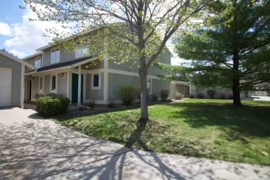 Main picture of 1902 Greenview Pl SW