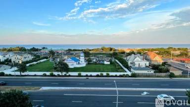 Main picture of 422 Ocean Blvd N