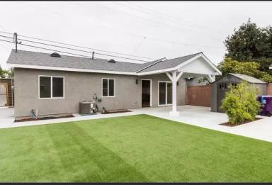 Main picture of 2835A Pacific Ave
