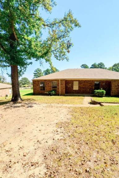 Main picture of Tyler Duplexes