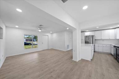 Main picture of 517 Kennwood Ave