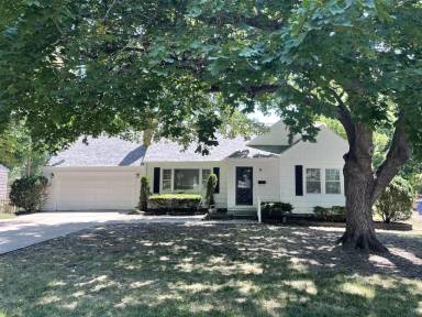 Main picture of 5719 Riggs St