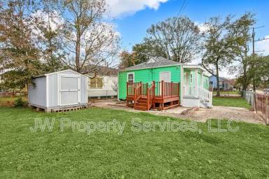 Main picture of 4604 Frenchmen St