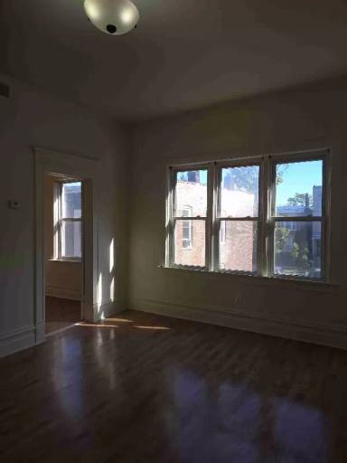 Main picture of 918 N Richmond St