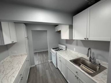 Main picture of 68 2nd St