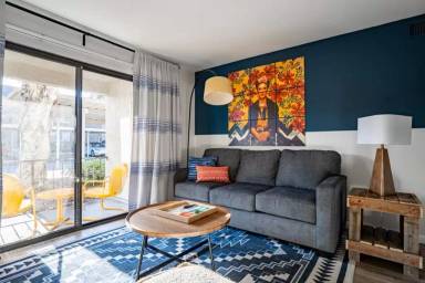 Main picture of 10041 Rio San Diego Dr