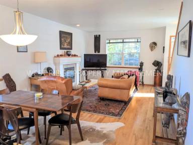 Main picture of 9948 N Decatur St