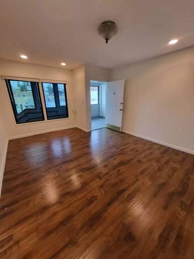 Main picture of 7969 Foothill Blvd