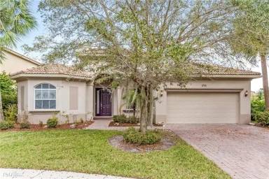 Main picture of 1755 Palisades Dr