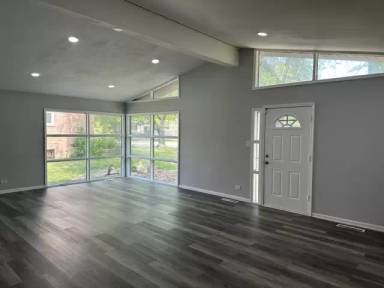 Main picture of 17422 Walter St