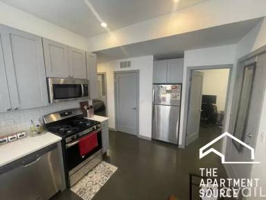 Main picture of 2834 W Diversey Ave