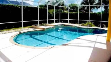 Main picture of 692 Shadow Bay Way